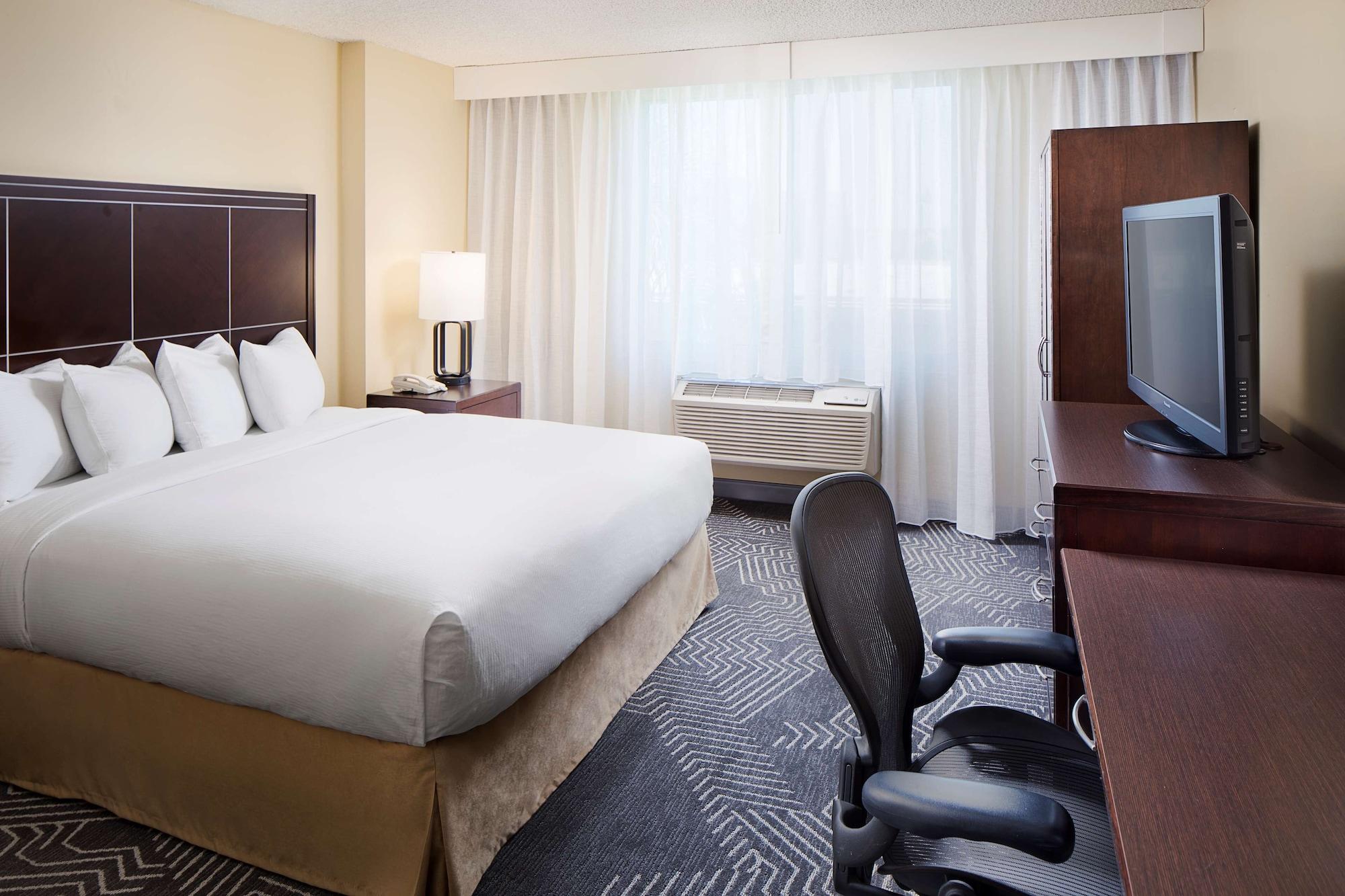 Doubletree By Hilton Los Angeles/Commerce Ngoại thất bức ảnh