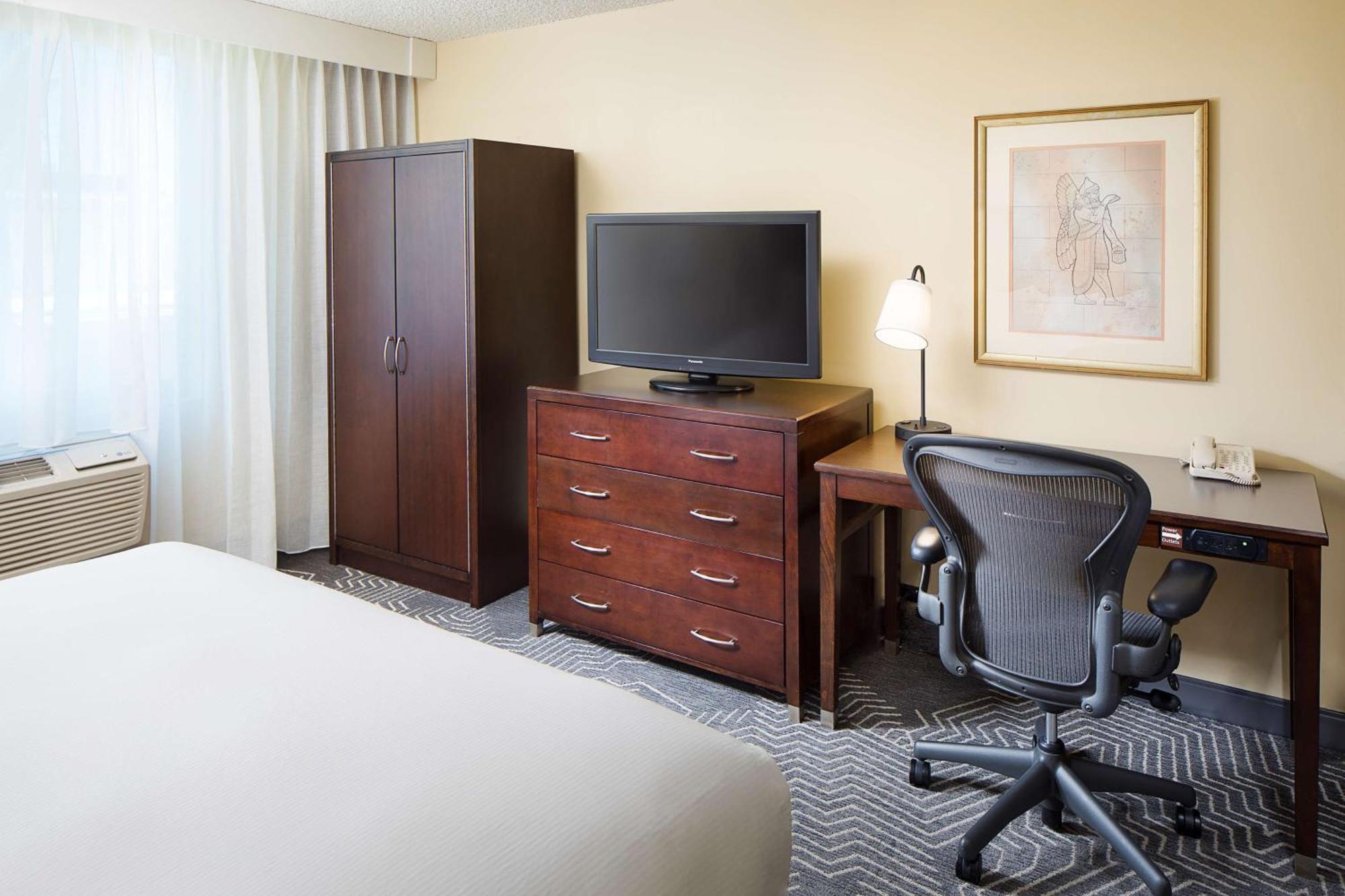 Doubletree By Hilton Los Angeles/Commerce Ngoại thất bức ảnh