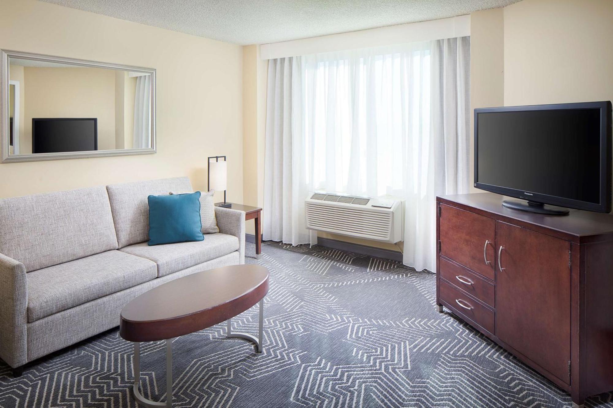 Doubletree By Hilton Los Angeles/Commerce Ngoại thất bức ảnh