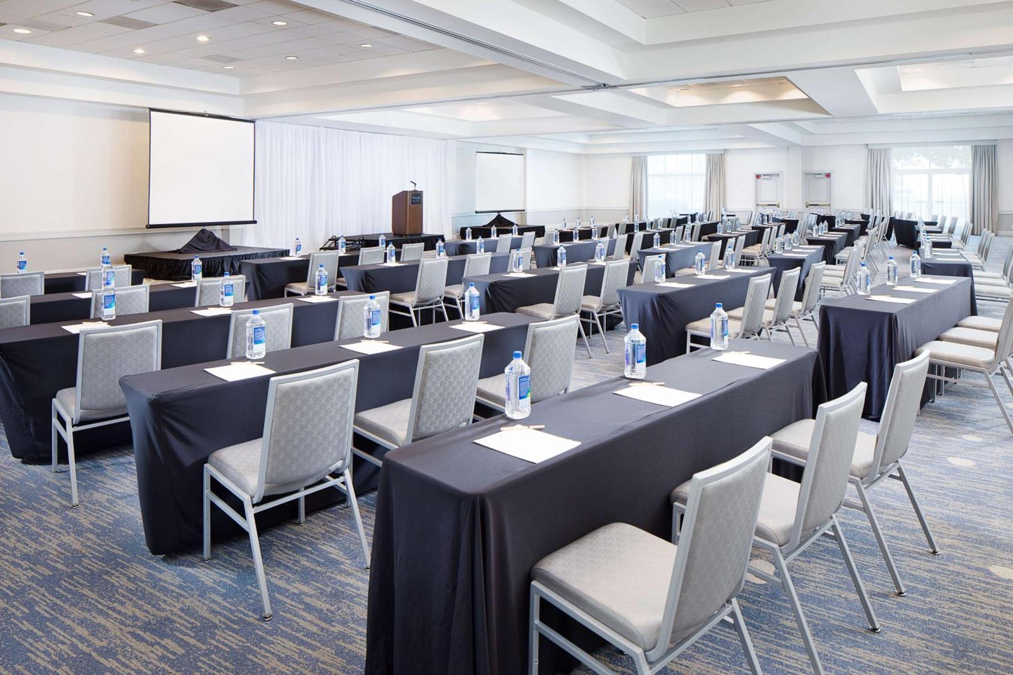Doubletree By Hilton Los Angeles/Commerce Ngoại thất bức ảnh
