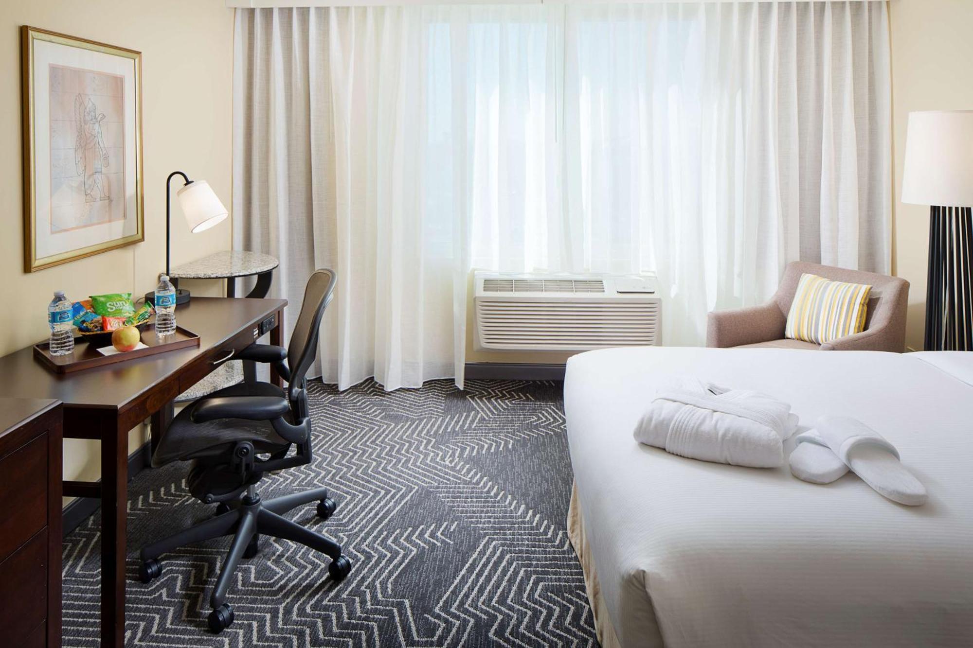 Doubletree By Hilton Los Angeles/Commerce Ngoại thất bức ảnh