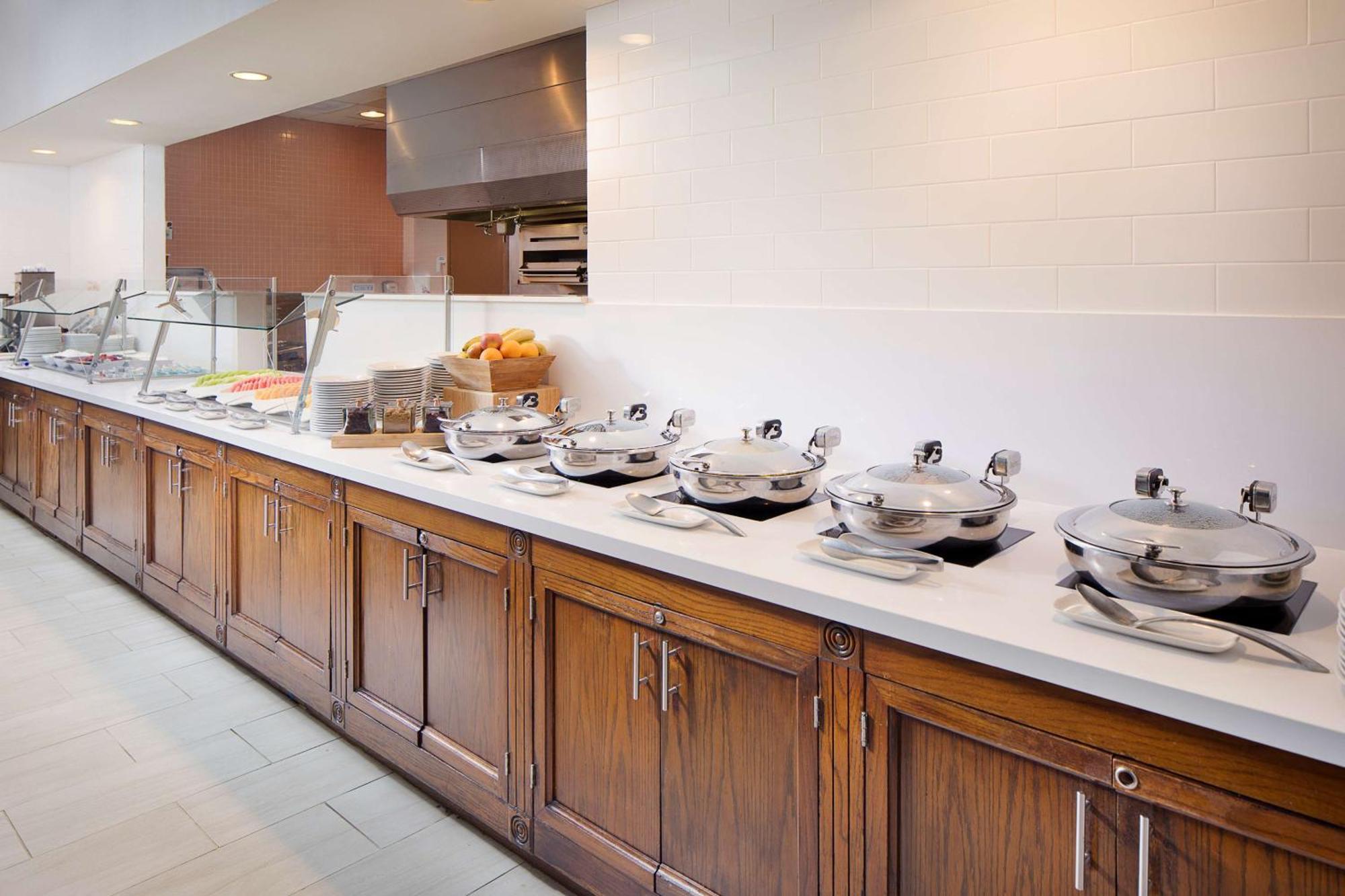 Doubletree By Hilton Los Angeles/Commerce Ngoại thất bức ảnh