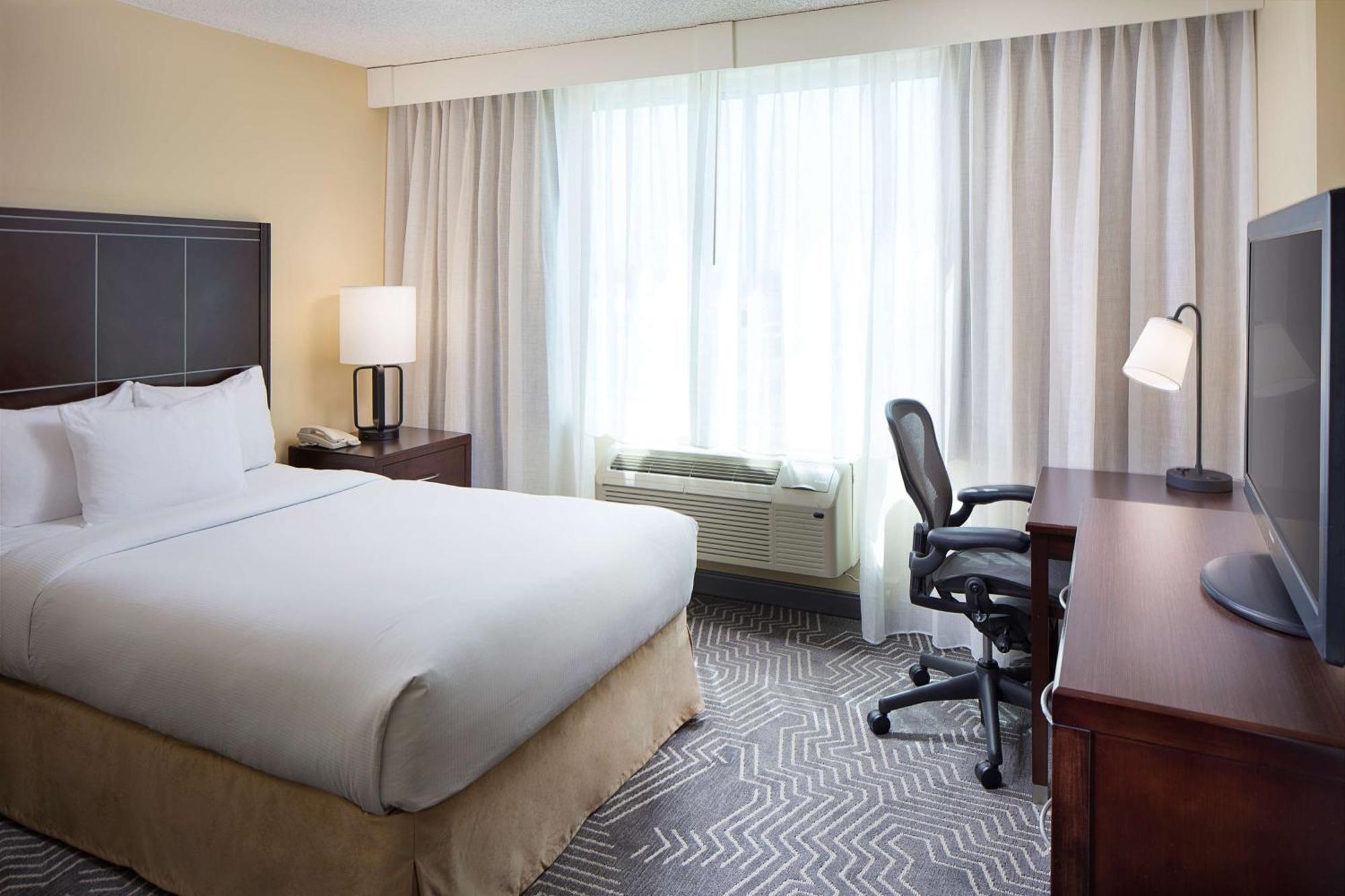 Doubletree By Hilton Los Angeles/Commerce Ngoại thất bức ảnh
