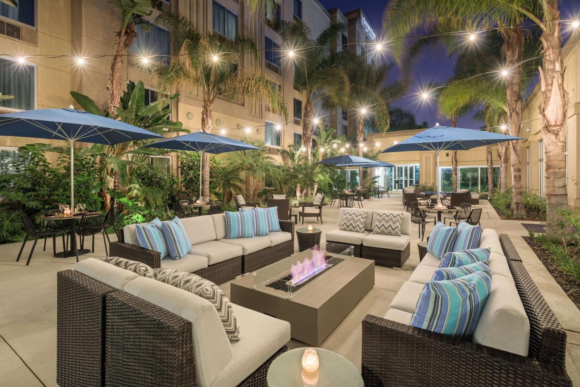 Doubletree By Hilton Los Angeles/Commerce Ngoại thất bức ảnh