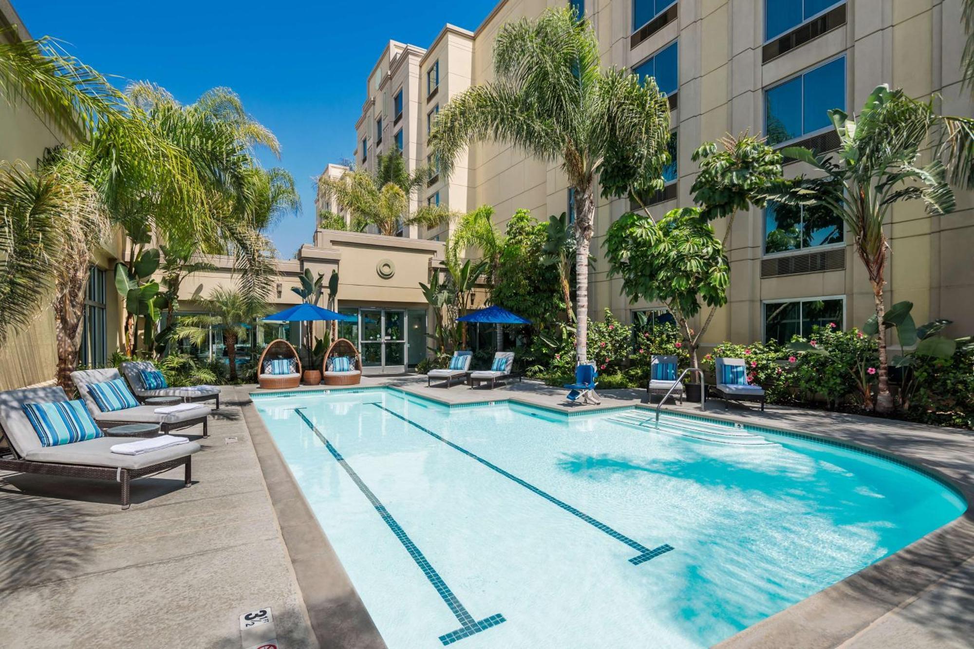 Doubletree By Hilton Los Angeles/Commerce Ngoại thất bức ảnh