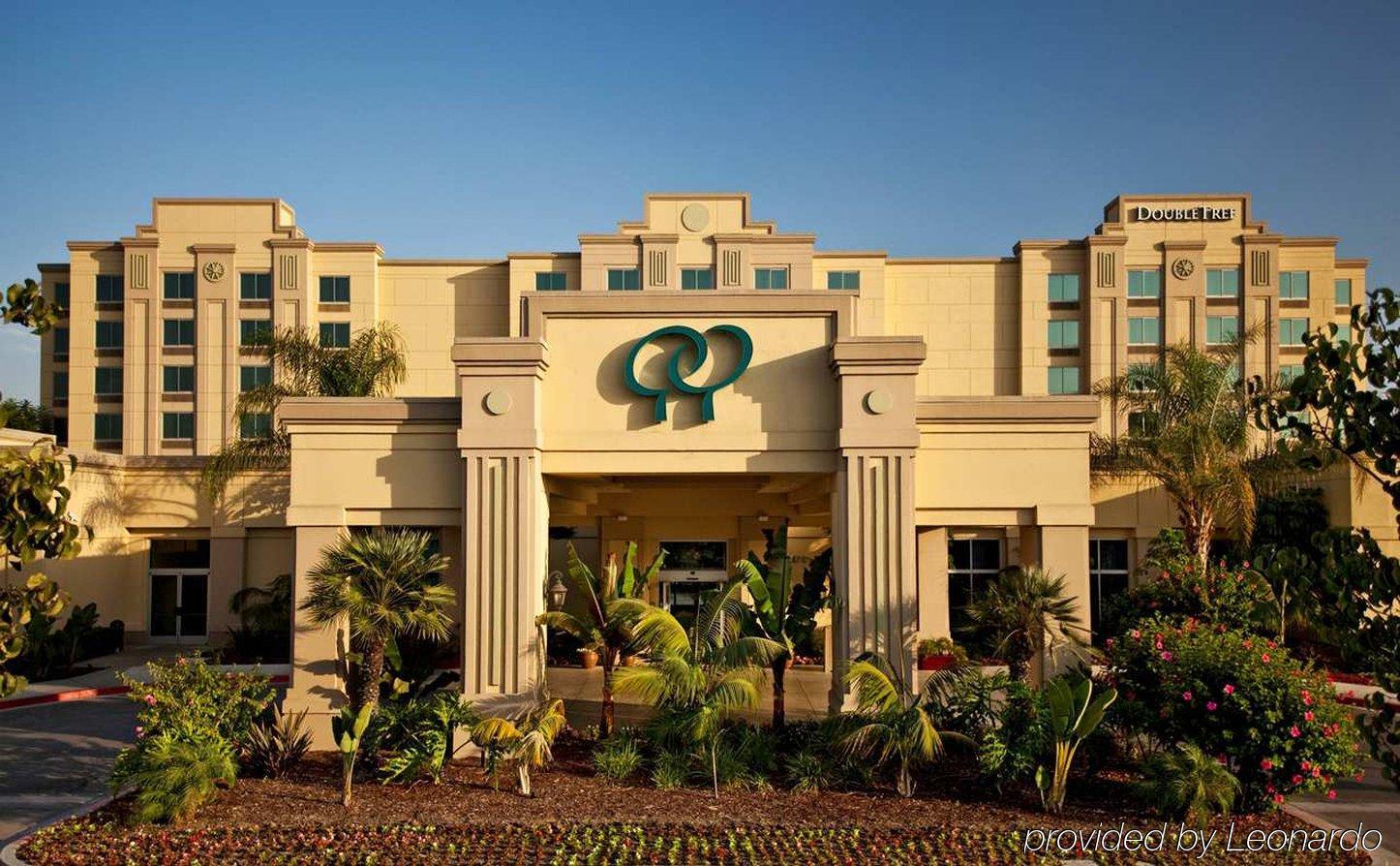 Doubletree By Hilton Los Angeles/Commerce Ngoại thất bức ảnh
