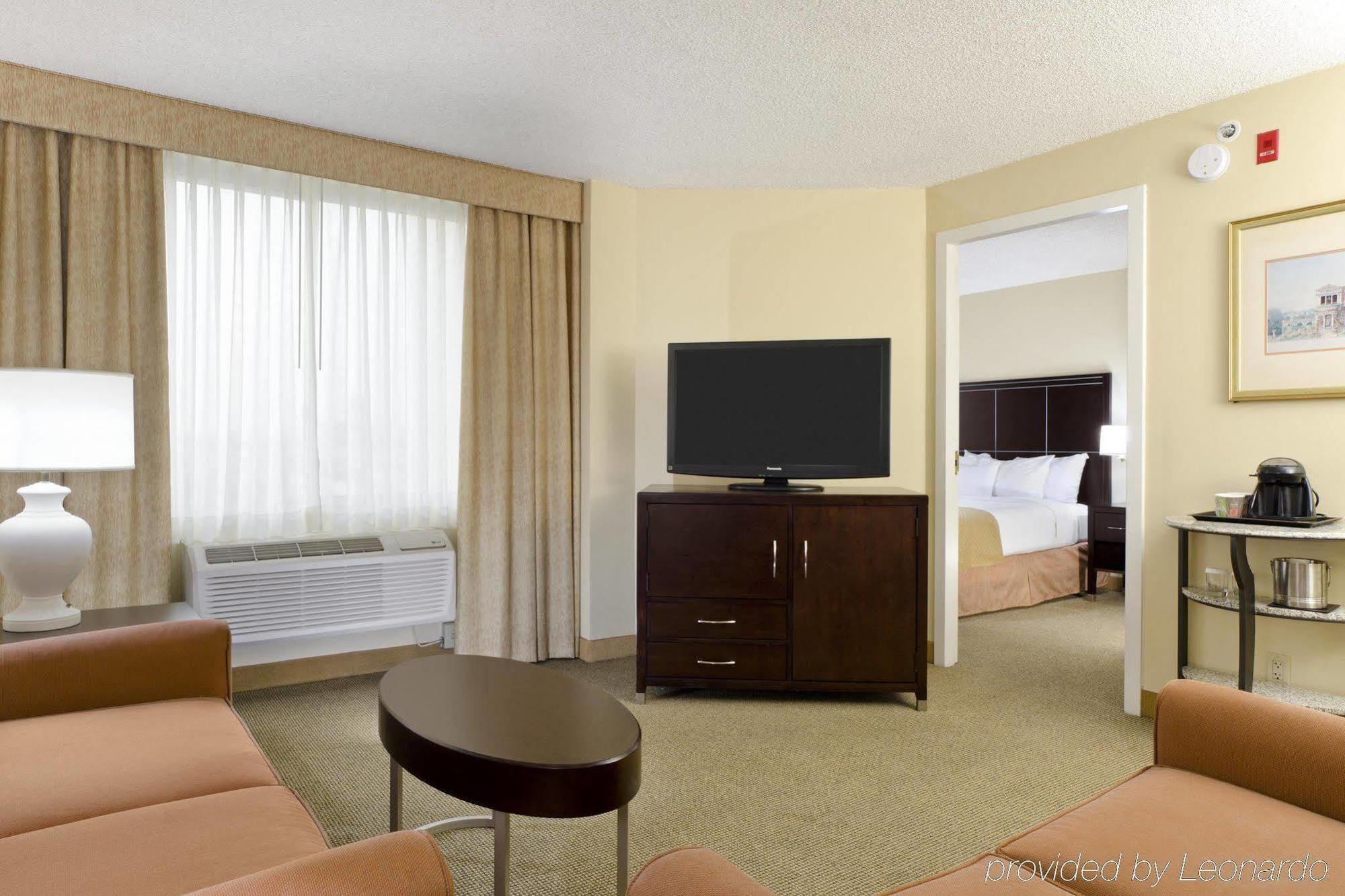 Doubletree By Hilton Los Angeles/Commerce Phòng bức ảnh